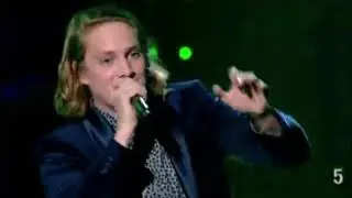 Bleeker performing 