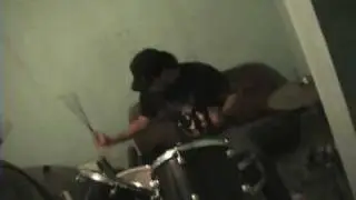 hechando desmadre en el local 4