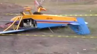 AVIONETA VOLCADA EN LEON GTO FLAYER 2009