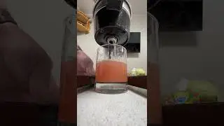 Давим сок из грейпфрута