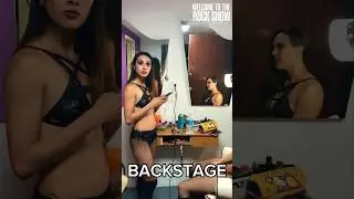 Backstage moments 