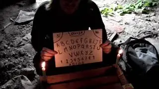 Dross visita una casa maldita.