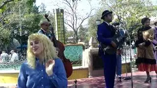 California Adventure Five and Dime Musicians