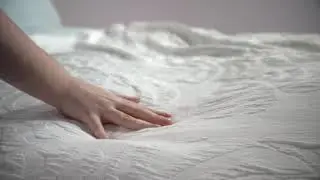 Palm Leaf Matelasse Bedspread | Soak&Sleep