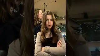 Как думаешь зовут мою сестру? 