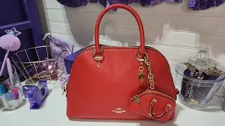 WHAT'S IN MY BAG COACH KATY SATCHEL | HOILDAY EDITION | BAG #3🎄❤️❤️❤️