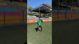 CUANDO EL QUE NO SABE JUGAR DOMINA BIEN EL BALÓN 😂💯⚽️