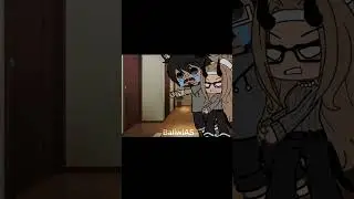 😰...💋