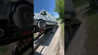 Heavy van #tiltandload #scraplife #scrapmetal