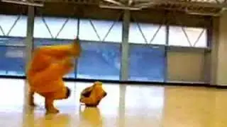 Rhythm Rebels - B-Bear Battle