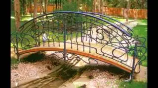 Романтические декоративные мостики в ландшафтном дизайне