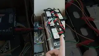 Балансировка модулей с помощью зарядно- разрядного устройства.