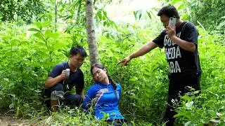 A single mother is kidnapped by two thugs—what will happen to her?.
