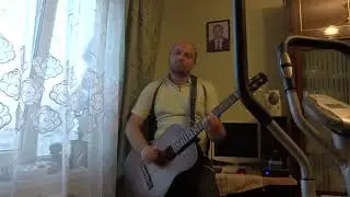 3 стара гітара підключена до звукової компа Магічна Корона