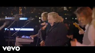 Foreigner - I Want To Know What Love Is (Live From Ellis Island) (Official Music Video)