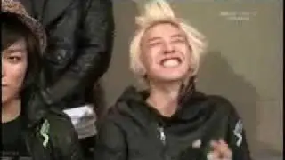 [2009.11.15] G-Dragon Imitates Park Bom's 'Ehhh..?' (에헤) in Japan [CUT] 뇽봄