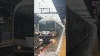 もう登場から21年！？ 5000系＋223系5000番台 快速『ﾏﾘﾝﾗｲﾅｰ』高松行き 坂出駅入線 #快速マリンライナー #予讃線 #5000系 #jr四国