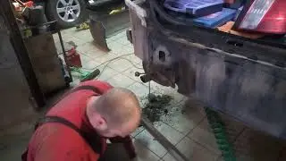 Жесткое избиение субары