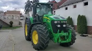 2009 John Deere 7930 4-wheeled tractor