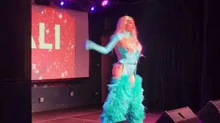 @denalifoxx92 Shakes That Tambourine Like No Other!
