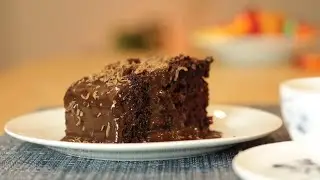Moist Chocolate Cake, very easy and delicious.