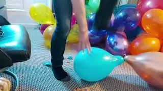 Stomp pop balloon bunches