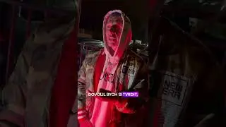 Co má raději Sergei Barracuda? Zadeček nebo prsa?