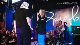 Лиза Неред я тебя ОБОЖАЮ// писс на лиззку
