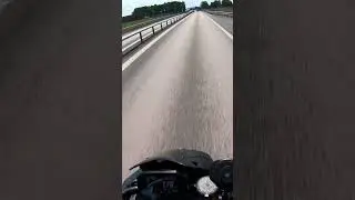 Is Kawasaki Z H2 fast? 