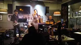 jazz on  bar #популярное #jazz #music #видео #лайв #песня #музыка #ютуб #видео #эфир