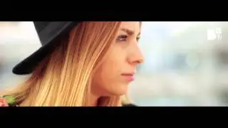 B-side TV: Nat Simons - Another coffee and cigarette day (live)