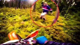 Грибник напал на меня с ножом? | Angry People VS Dirtbikes
