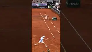 After 5 hours of play, ARNALDI decides to pull off this point: you guys comment 🤯😳