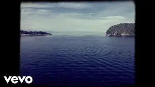 Diana Krall - How Deep Is The Ocean (Visualizer)