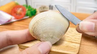 Wednesday Cooking with Mini Yummy! - Delicious Miniature England Clam Chowder Recipe Idea