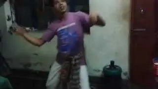 Crazy dance at home (Funny)