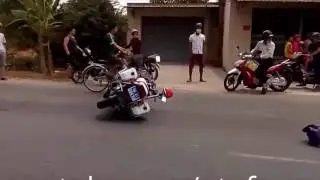 Chống người thi hành công vụ ngày càng manh động