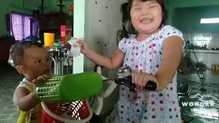 Bé Na và cubin một ngày nghỉ lễ