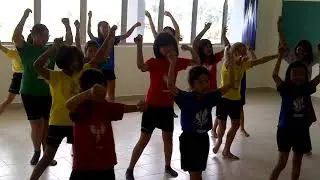 Children Show Choir for School (Don't Stop Believing)