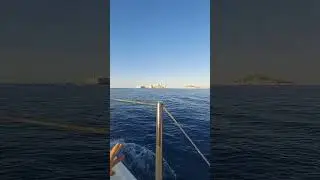 Проходим на яхте рядом с замком Иф из Графа Монте Кристо.