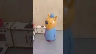 три кота, дай покушать)