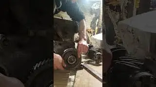 Почему не крутится промежуточная шестерня