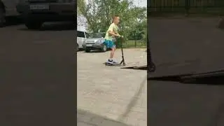 трюки на самокате #вип #самокат #тоюки #scoot #rider