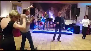 Евгений Кемеровский и Александр Корецкий - Заплутали мишки.  Вечером, после концерта.