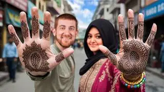 She's the Queen of Henna Tattoos in Pakistan