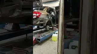 Снять подкрылок Лада Гранта Fl