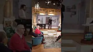 Tv2000 - "Eri piccola cosí" di Buscaglione - Lorenzo Andreaggi con Federico Calabretta al piano