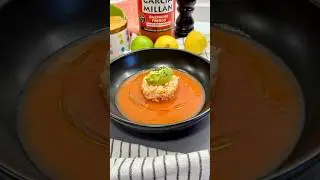 UN RIQUÍSIMO GAZPACHO CON GAMBONES Y AGUACATE!!😋🔝 Súper original!!👍🏻 #youtubeshorts  #shorts