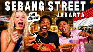 Sebang Street Food Indonesia | Forigners Try Local Food In Jakarta 😋 🇮🇩