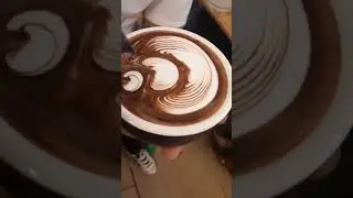 #wingtulip #latteart #barista #coffee